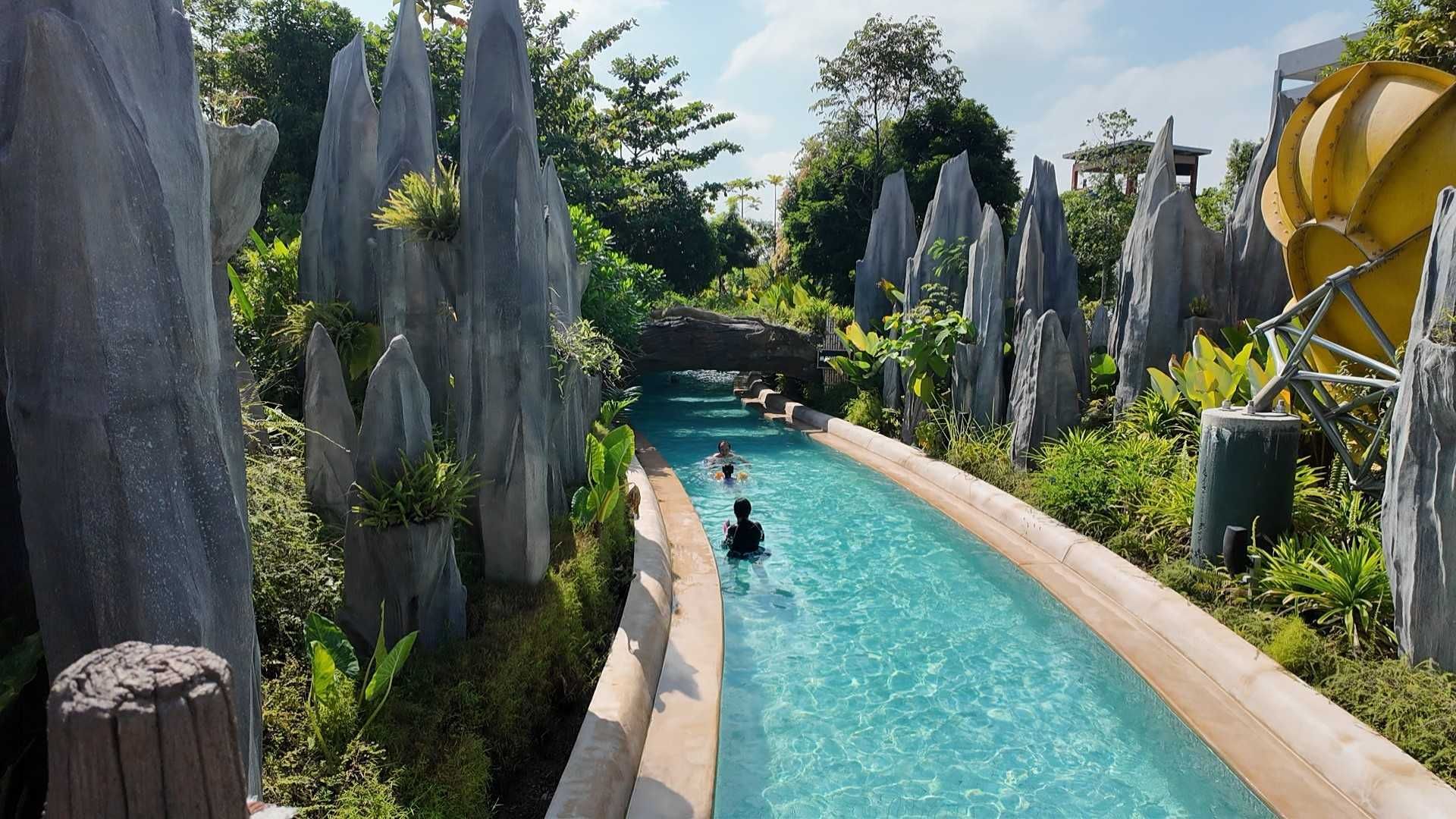 SplashMania water slide